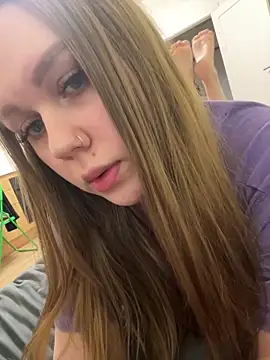 Marylallka5 online show from March 2026 04:47:01 AM