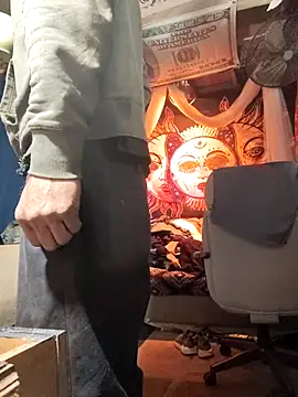 Gillygilly76 online show from March 2025 10:00:02 AM