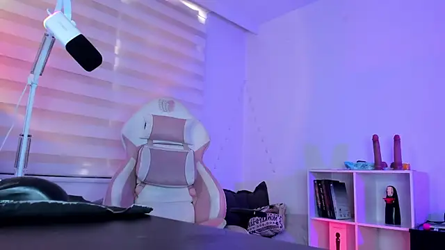 Snapshot of Gaby_Miller22 chatting on October 2025 04:08:02 PM Gaby Miller22 online show from October 2025 04:08:02 PM