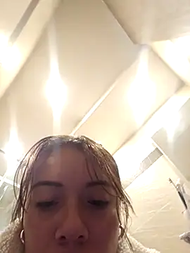 valery mora online show from February 2025 01:08:02 PM