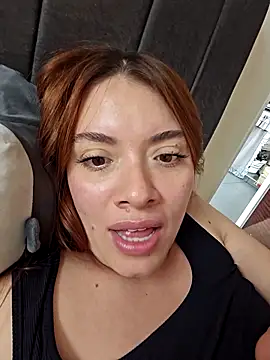 valery mora online show from September 2025 07:59:01 PM