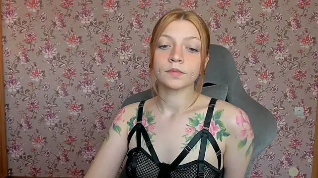 Lolly Haze online show from June 2026 04:13:02 AM