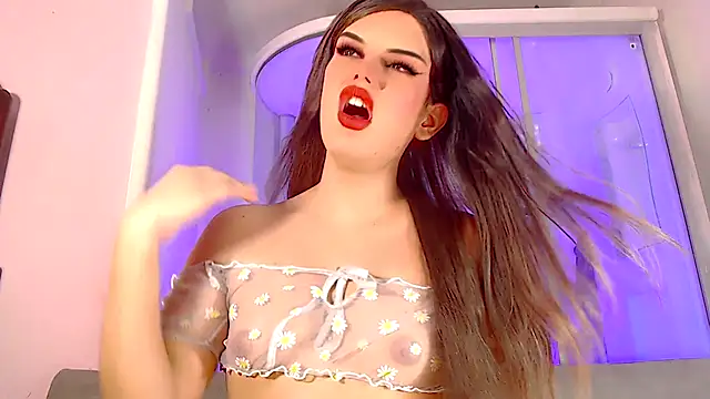 Snapshot of sexy-luna-star-ts chatting on October 2025 11:34:02 PM sexy-luna-star-ts online show from October 2025 11:34:02 PM