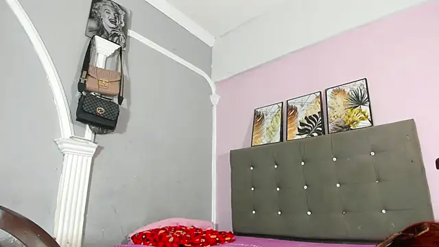 sexy-luna-star-ts online show from January 2026 03:26:01 PM