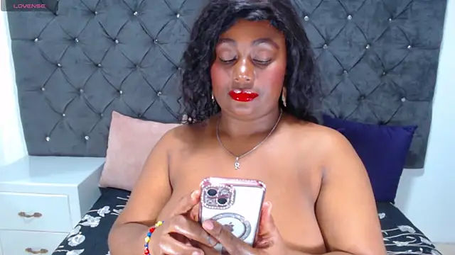 shannonvega1 online show from February 2025 12:05:02 AM