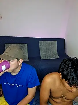  Ottis  online show from November 2025 12:13:01 AM