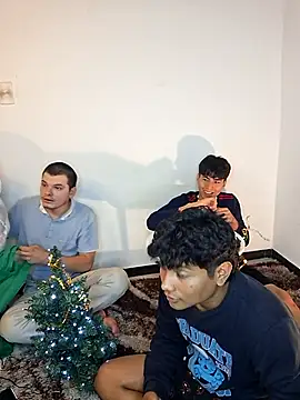  Ottis  online show from December 2025 11:46:02 PM