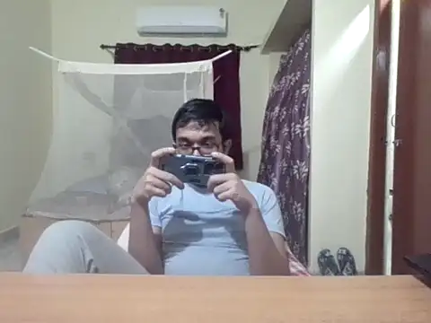 Snapshot of THE_NAKED_BOY chatting on October 2025 12:58:01 PM THE NAKED BOY online show from October 2025 12:58:01 PM