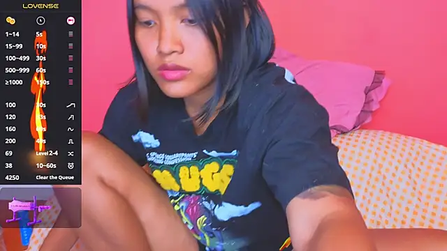 Natsu   online show from January 2025 05:31:02 PM