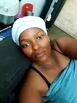 lovelyassbitch online show from January 2025 05:04:01 PM