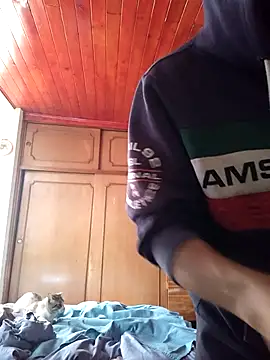 weedmanhot28 online show from September 2025 01:32:01 PM