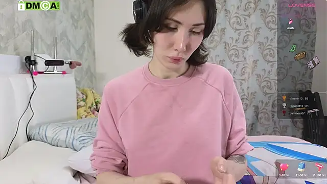 KawaiiNullify online show from September 2025 12:10:02 PM