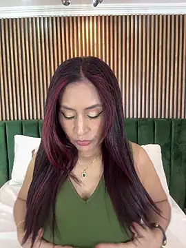 Snapshot of MonicaMoret chatting on April 2026 12:20:02 PM MonicaMoret online show from April 2026 12:20:02 PM