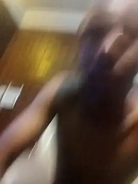 Snapshot of bobzerr chatting on January 2026 09:42:01 PM bobzerr online show from January 2026 09:42:01 PM