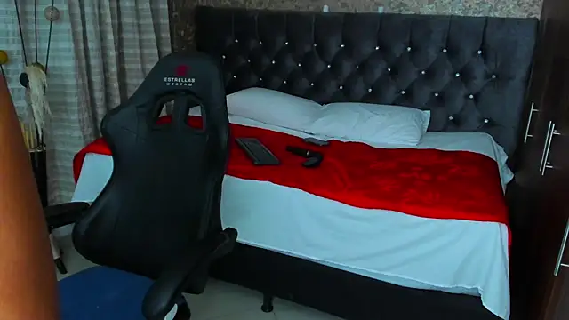 stella xue online show from January 2025 05:19:02 AM