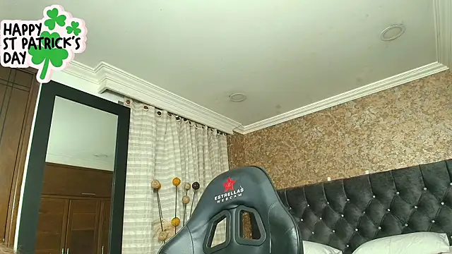 stella xue online show from March 2025 08:09:01 PM