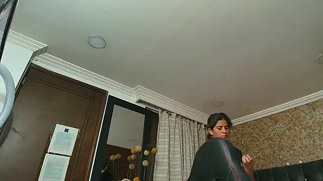 stella xue online show from September 2025 08:11:02 PM