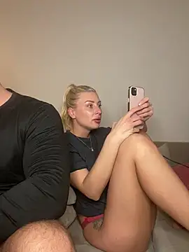 belle98 online show from March 2025 08:10:02 PM