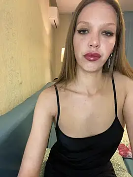 Snapshot of KateMariett chatting on May 2026 09:52:02 PM KateMariett online show from May 2026 09:52:02 PM
