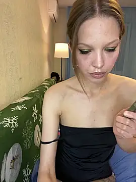 Snapshot of KateMariett chatting on June 2026 09:18:01 PM KateMariett online show from June 2026 09:18:01 PM