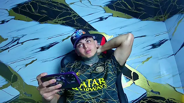 Kevin22 222 online show from January 2025 06:52:01 AM