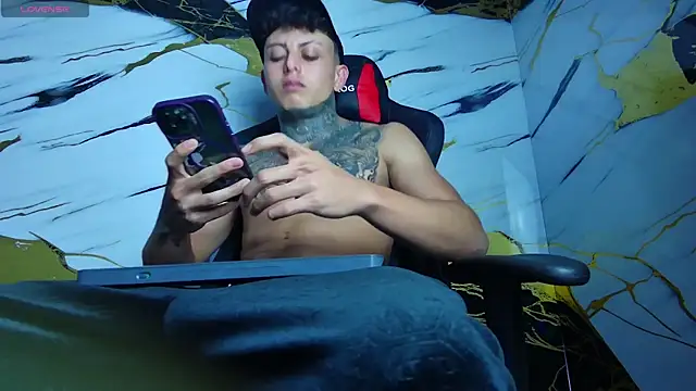 Kevin22 222 online show from February 2025 02:26:01 AM