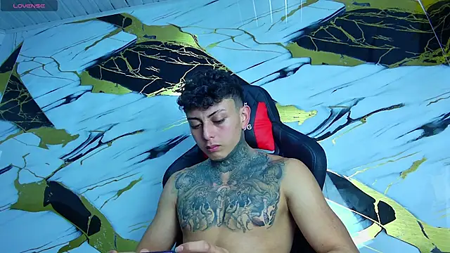 Kevin22 222 online show from March 2025 02:40:02 AM