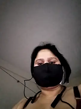Snapshot of Tishani chatting on January 2026 03:54:01 AM Tishani online show from January 2026 03:54:01 AM