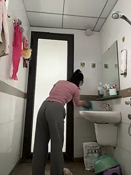 Snapshot of Baby_Claraa chatting on February 2025 03:45:01 AM Baby Claraa online show from February 2025 03:45:01 AM