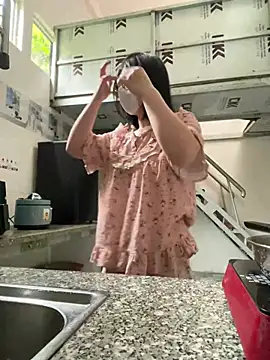 Snapshot of Baby_Claraa chatting on March 2025 06:42:02 AM Baby Claraa online show from March 2025 06:42:02 AM