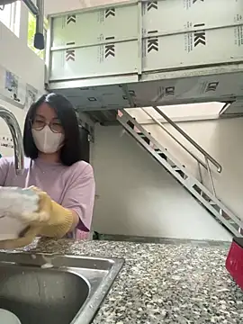 Snapshot of Baby_Claraa chatting on March 2025 06:30:01 AM Baby Claraa online show from March 2025 06:30:01 AM