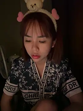 Snapshot of Samsam_567 chatting on February 2026 04:52:02 PM Samsam 567 online show from February 2026 04:52:02 PM