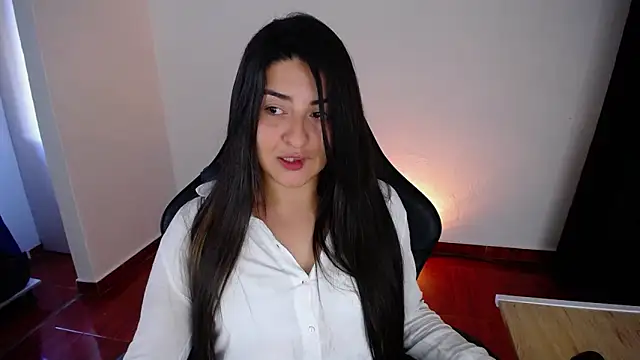 Snapshot of moritalatina chatting on June 2026 08:18:01 PM moritalatina online show from June 2026 08:18:01 PM