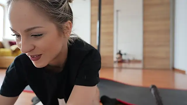 Snapshot of missdaisydiamond777 chatting on February 2025 10:28:02 AM missdaisydiamond777 online show from February 2025 10:28:02 AM