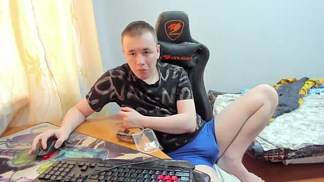 iliaskrislove online show from October 2025 09:29:02 AM