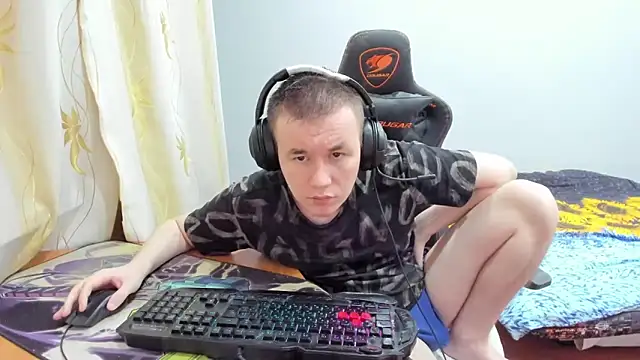 iliaskrislove online show from October 2025 01:50:02 AM