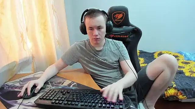 iliaskrislove online show from October 2025 04:37:02 AM