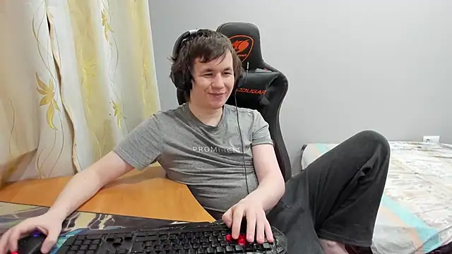 iliaskrislove online show from March 2026 12:58:01 AM