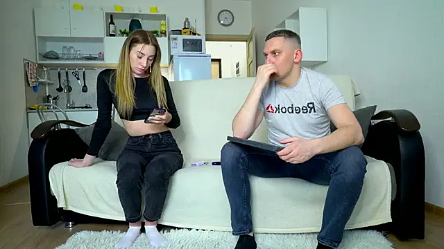 Snapshot of littlesweettifany chatting on March 2025 01:43:02 PM littlesweettifany online show from March 2025 01:43:02 PM