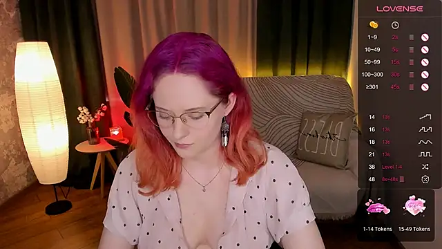 Aemilia  online show from January 2025 07:11:01 AM