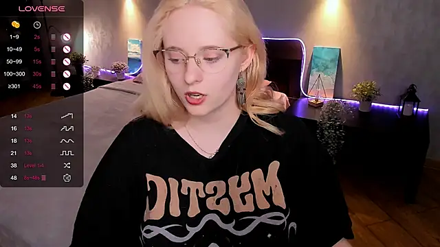 Aemilia  online show from February 2025 09:28:01 AM