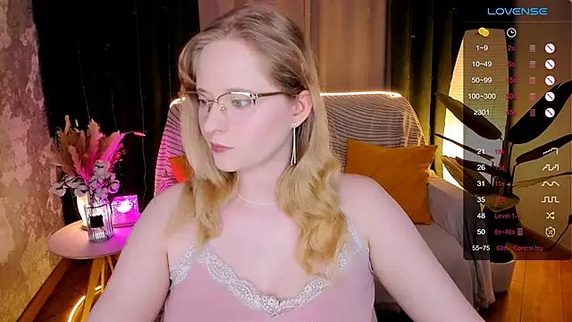 Aemilia  online show from January 2026 02:17:01 AM