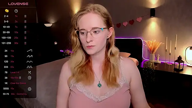 Snapshot of Aemilia_ chatting on June 2026 08:45:02 AM Aemilia online show from June 2026 08:45:02 AM