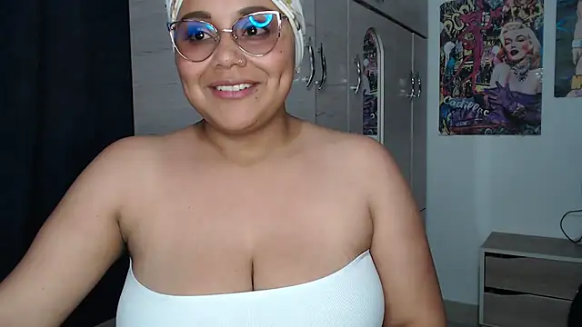 SWEETT CORY online show from September 2025 02:59:02 AM