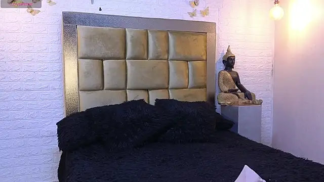 ximenawilliamss online show from September 2025 09:58:01 PM