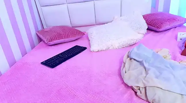 Barbara honey online show from March 2025 03:53:02 PM