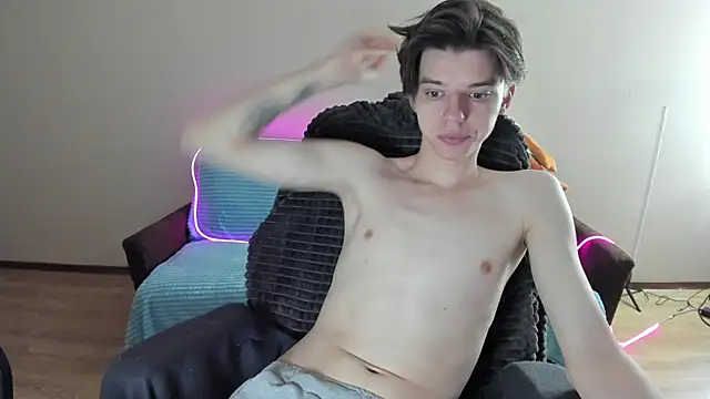 Snapshot of Liam_sexy1 chatting on December 2024 04:47:01 AM Liam sexy1 online show from December 2024 04:47:01 AM