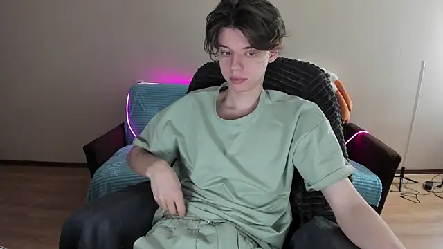 Snapshot of Liam_sexy1 chatting on January 2025 08:24:01 AM Liam sexy1 online show from January 2025 08:24:01 AM