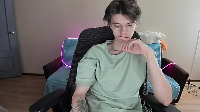 Snapshot of Liam_sexy1 chatting on January 2025 02:11:01 PM Liam sexy1 online show from January 2025 02:11:01 PM