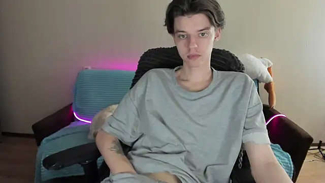 Snapshot of Liam_sexy1 chatting on January 2025 12:49:01 PM Liam sexy1 online show from January 2025 12:49:01 PM